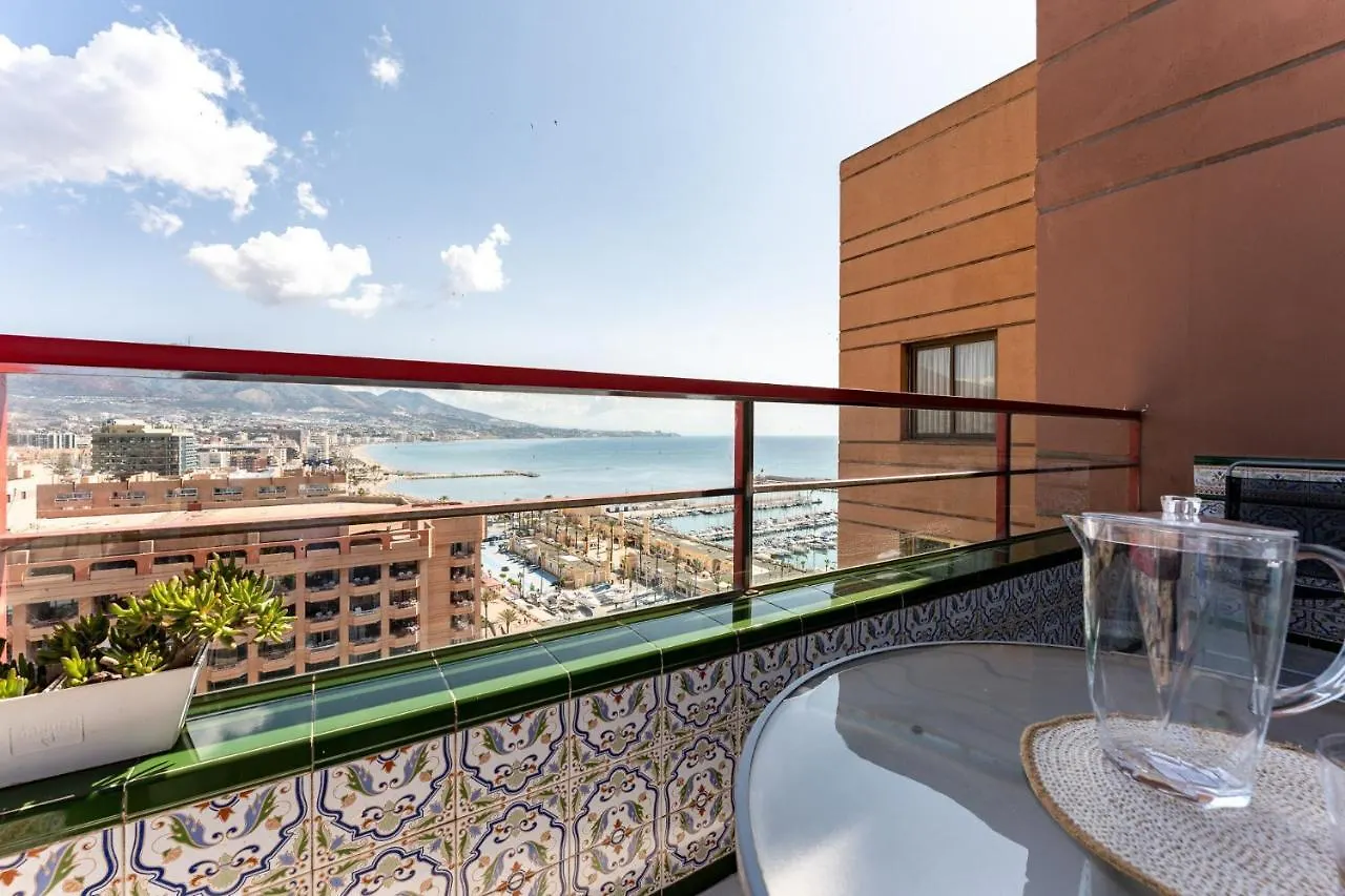 Apartment Malagasuite Skyviews Fuengirola Spain
